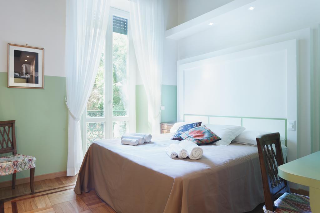 ローマ ロンド Bed & Breakfast エクステリア 写真
